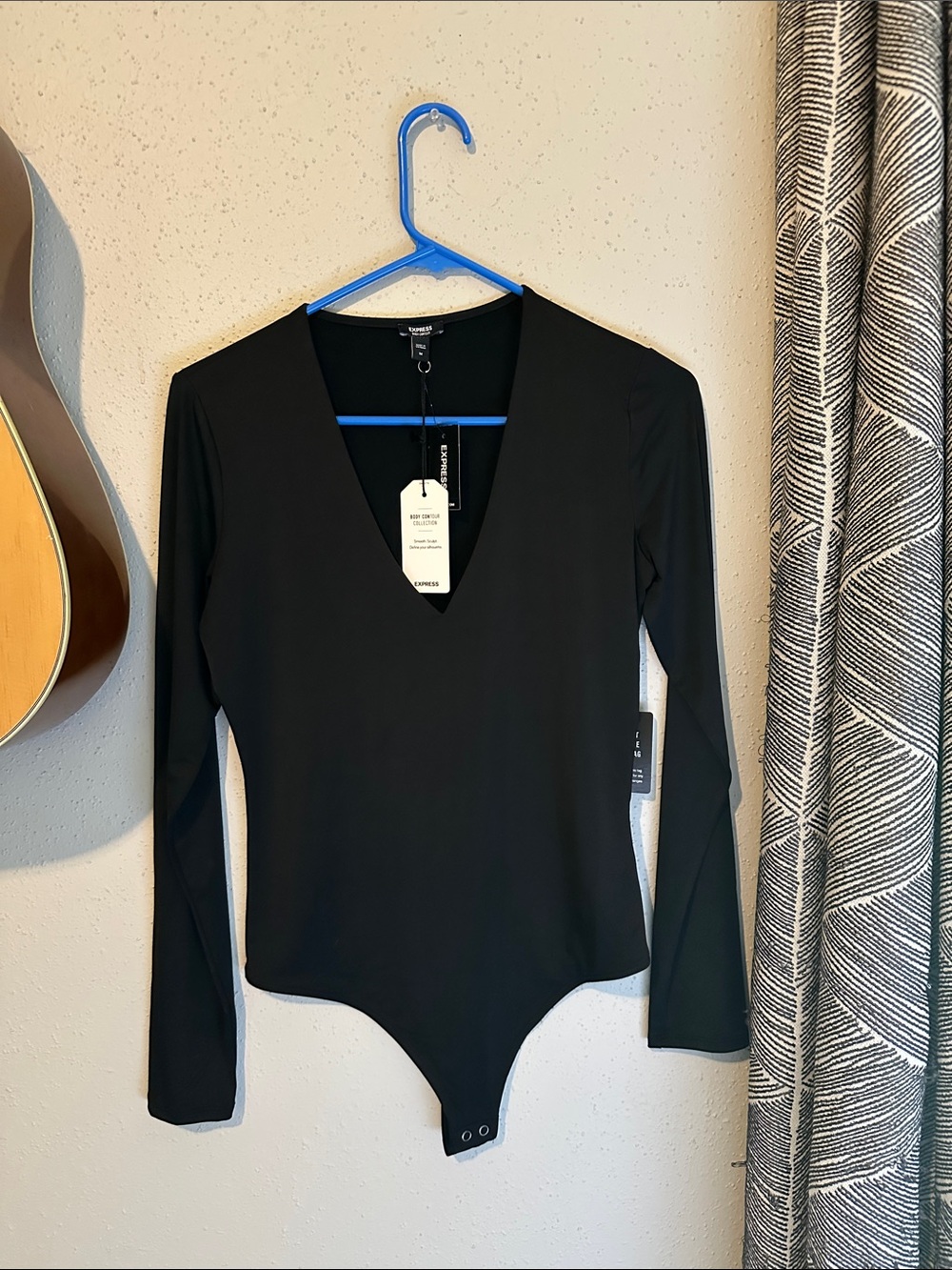 Express Black V-Neck Long Sleeve Bodysuit